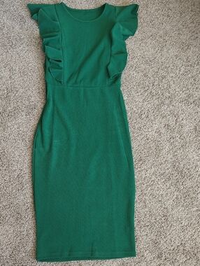 Green Ruffle-Sleeve Midi Bodycon Dress